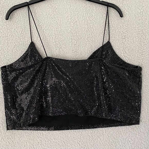 Forever‎ 21 Women's Black and Silver Crop-top Size 2X - Picture 2 of 10